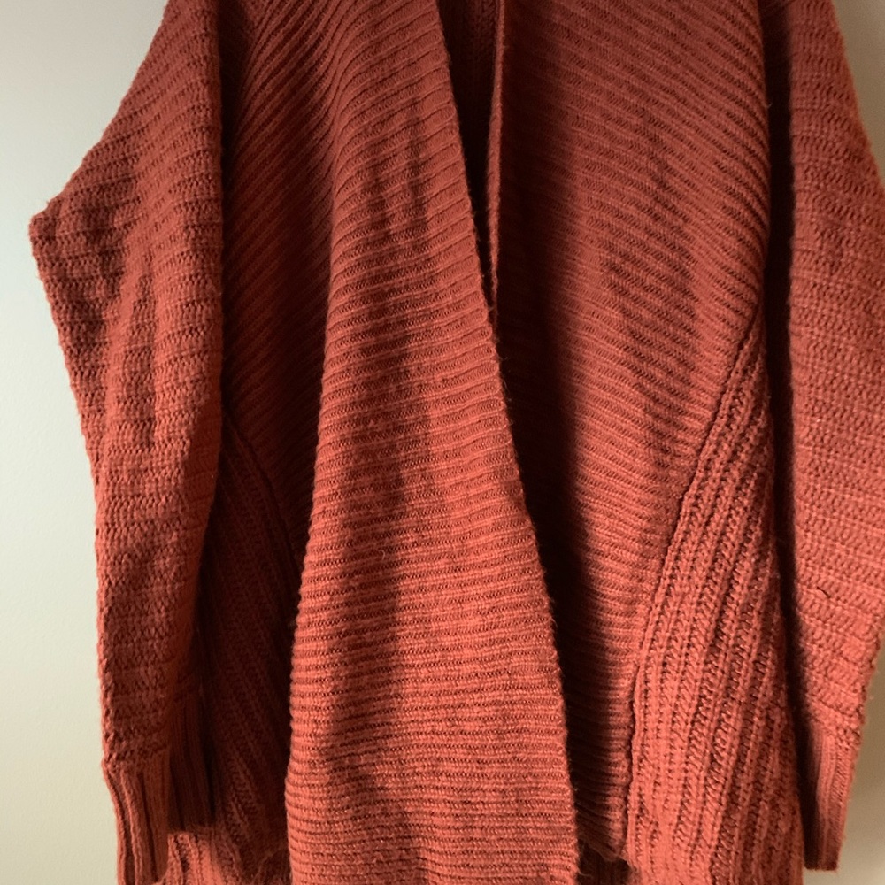 Sweater - Picture 4 of 5
